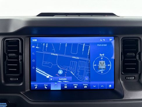 Used 2024 Ford Bronco Everglades AWD/4WD image 5