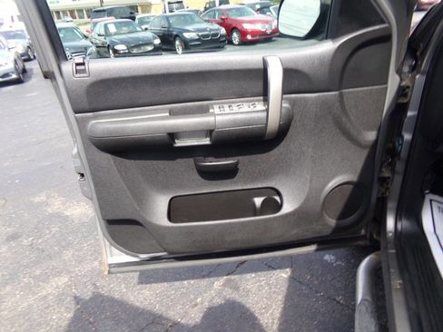 Used 2008 GMC Sierra 1500 SLE AWD/4WD image 19