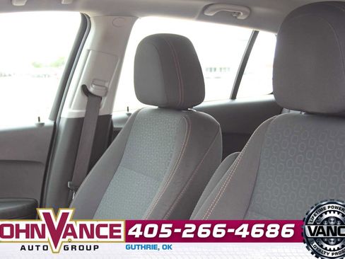Used 2018 Chevrolet Trax LS FWD image 23