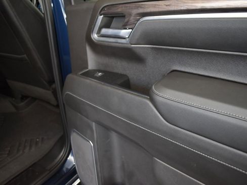 Used 2022 Chevrolet Silverado 1500 LTZ w/ LTZ Premium Package image 23