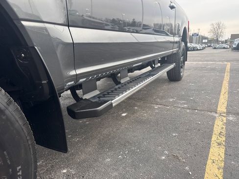 Used 2019 Ford F250 Lariat w/ Lariat Ultimate Package image 17