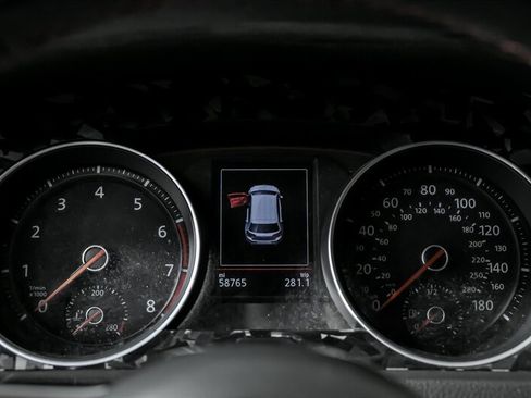 Used 2020 Volkswagen GTI S image 22