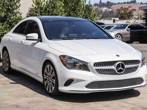 Used 2018 Mercedes-Benz CLA 250 image 3