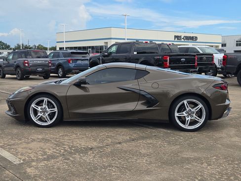 Used 2020 Chevrolet Corvette Stingray Preferred Cpe w/ 2LT Preferred Equipment Group RWD image 7