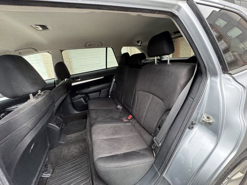 Used 2013 Subaru Outback 2.5i Premium image 19