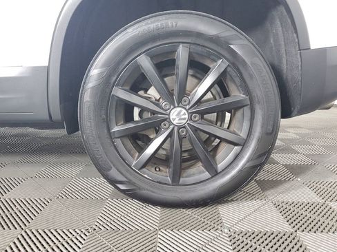Used 2017 Volkswagen Tiguan Wolfsburg Edition image 31