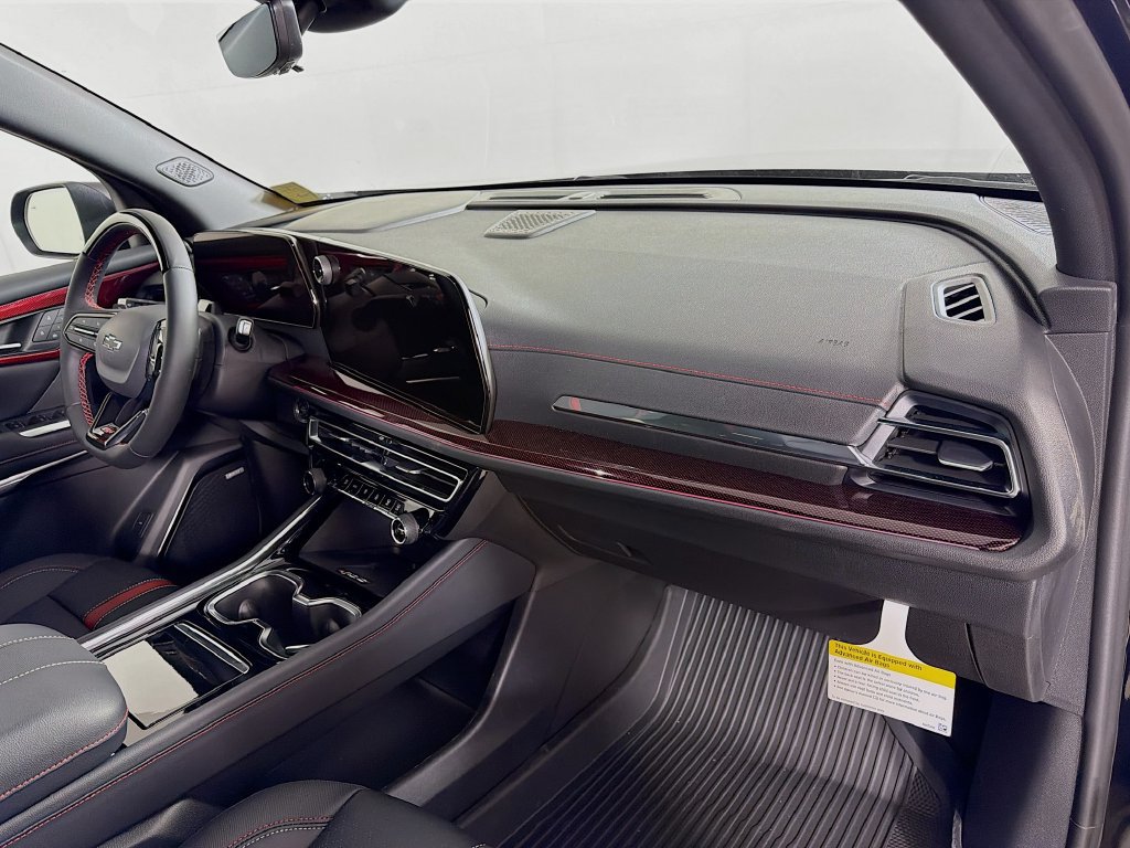 New 2026 Chevrolet Traverse RS w/ LPO, Floor Liner Package AWD/4WD image 27