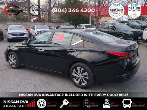 Used 2024 Nissan Altima 2.5 S image 7