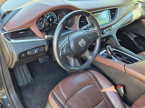 Certified 2018 Buick Enclave Avenir w/ Avenir Technology Package AWD/4WD image 9