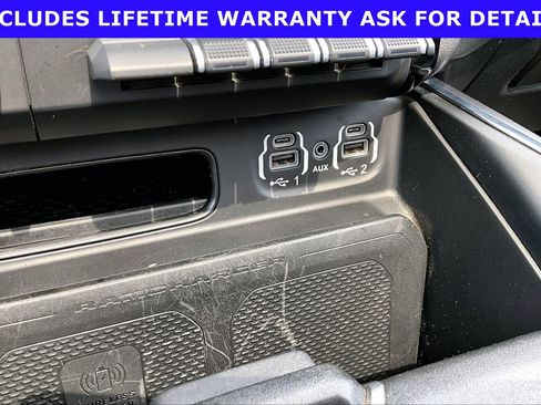 Used 2022 RAM 1500 Laramie AWD/4WD image 27