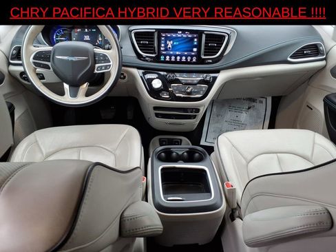 Used 2018 Chrysler Pacifica Limited w/ Advanced Safetytec Group image 10