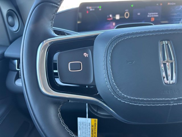 New 2026 Lincoln Navigator Premiere AWD/4WD image 22