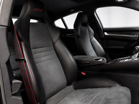 Used 2016 Porsche Panamera GTS AWD/4WD image 27