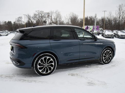 New 2026 Lincoln Nautilus Reserve image 7