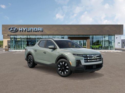 Used 2026 Hyundai Santa Cruz SEL FWD image 2