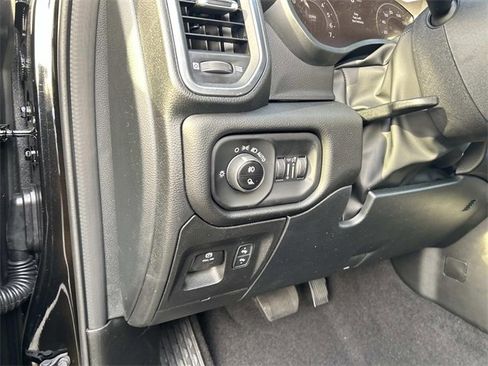 New 2026 RAM 1500 4x4 Crew Cab image 6