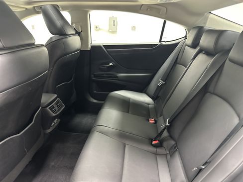 Certified 2023 Lexus ES 350 w/ Premium Package FWD image 31