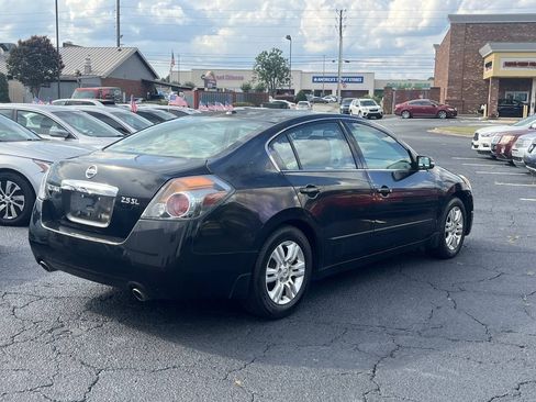 Used 2011 Nissan Altima 2.5 SL w/ 2.5SL Pkg FWD image 6
