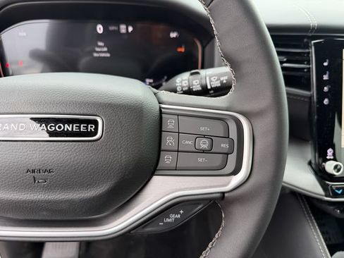 New 2026 Jeep Grand Wagoneer L Limited AWD/4WD image 17