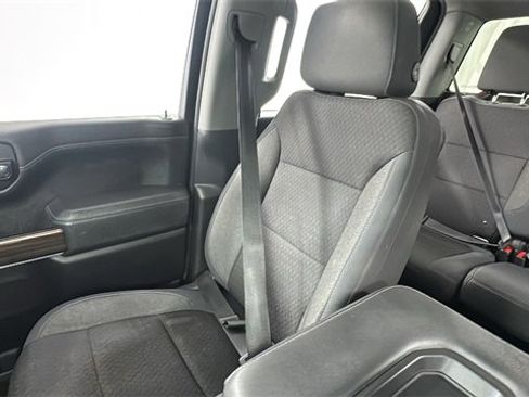 Used 2019 Chevrolet Silverado 1500 LT image 13