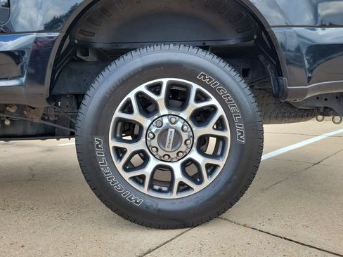 Used 2020 Ford F250 Lariat w/ Lariat Ultimate Package AWD/4WD image 7