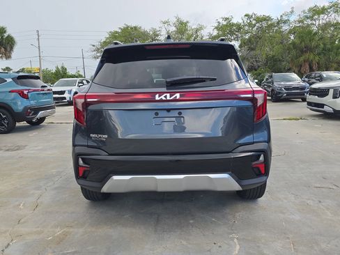 New 2026 Kia Seltos S FWD image 6