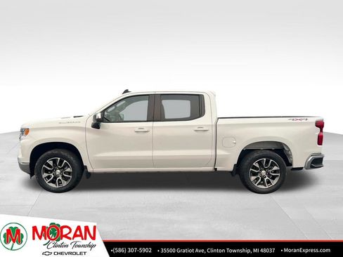 Used 2024 Chevrolet Silverado 1500 LT AWD/4WD image 3