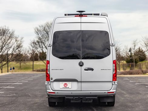 Used 2019 Mercedes-Benz Sprinter 170 w/ Premium Plus Package image 93