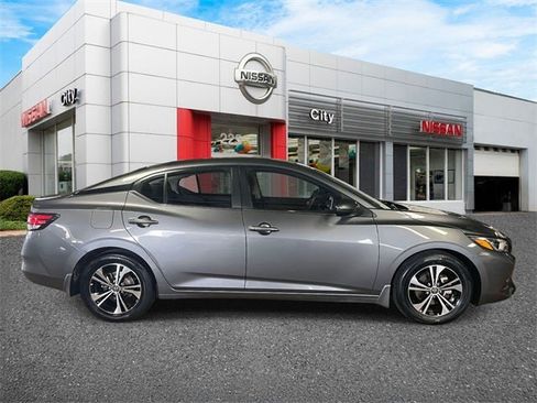 Certified 2021 Nissan Sentra SV image 5