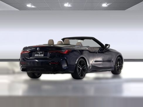 Used 2023 BMW M440i Convertible w/ Premium Package RWD image 9