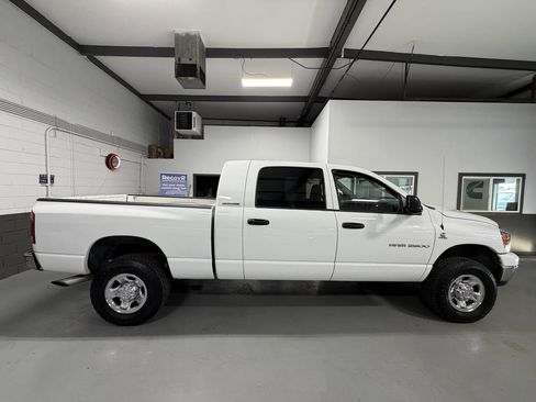 Used 2006 Dodge Ram 2500 Truck SLT w/ Protection Group AWD/4WD image 5