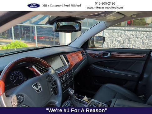 Used 2014 Hyundai Equus Signature RWD image 7