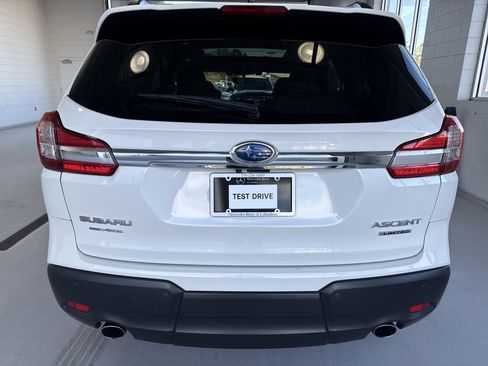 Used 2022 Subaru Ascent Limited w/ Technology Package image 11