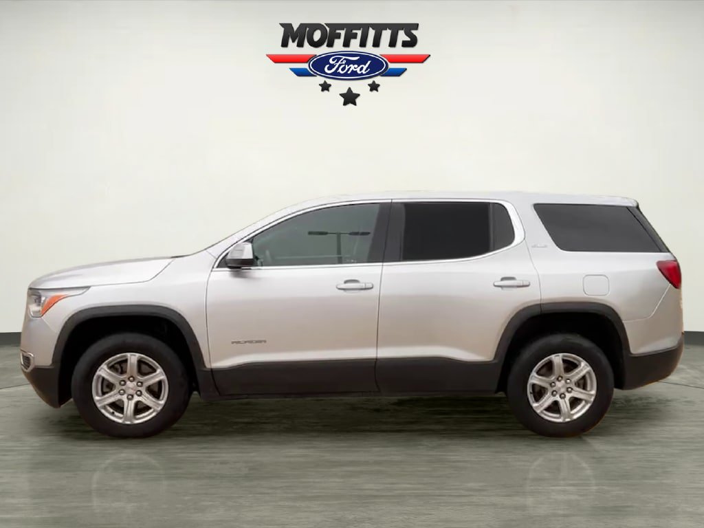 Used 2017 GMC Acadia SLE FWD image 2