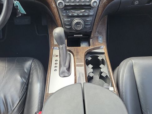 Used 2013 Acura MDX w/ Technology & Entertainment image 16