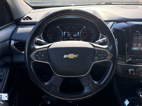 Used 2019 Chevrolet Traverse LT image 18