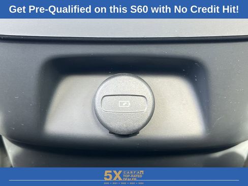 Used 2024 Volvo S60 B5 Core image 22