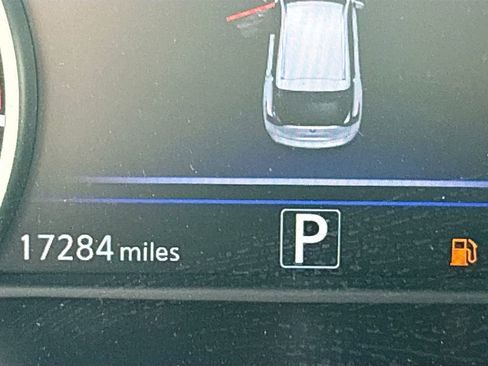 Used 2023 Nissan Murano Platinum w/ Cargo Package image 12