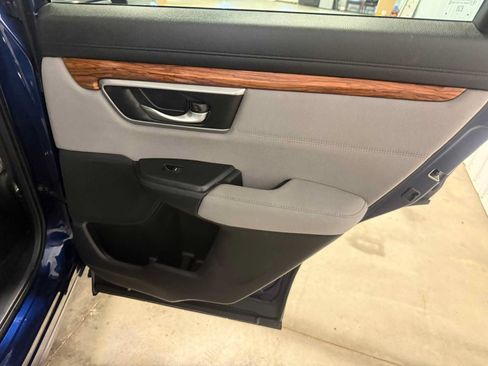 Used 2017 Honda CR-V EX image 27