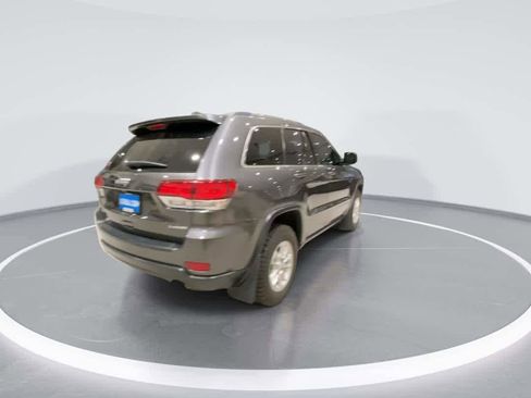 Used 2020 Jeep Grand Cherokee Laredo image 8