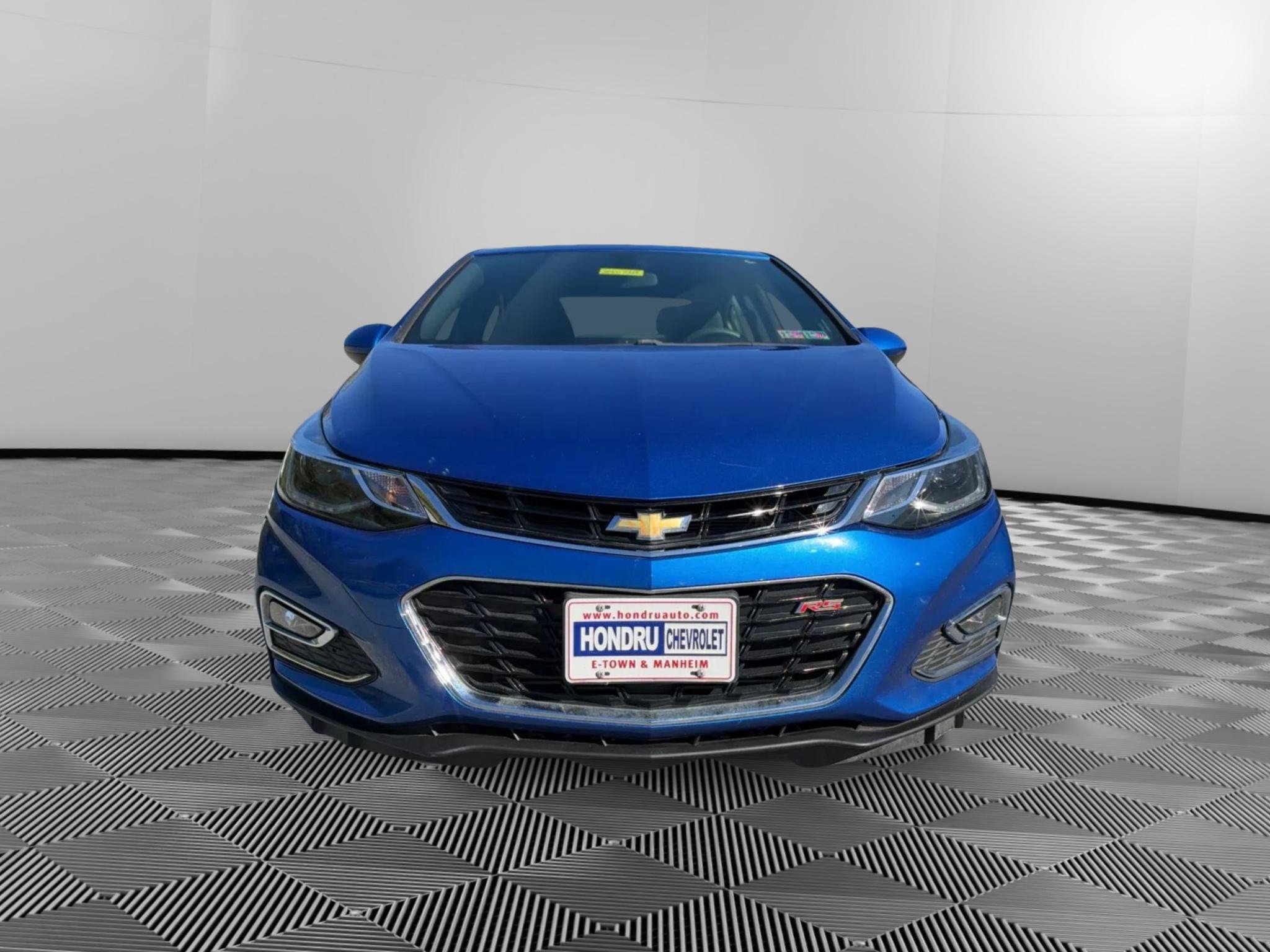Used 2018 Chevrolet Cruze LT w/ RS Package FWD image 7