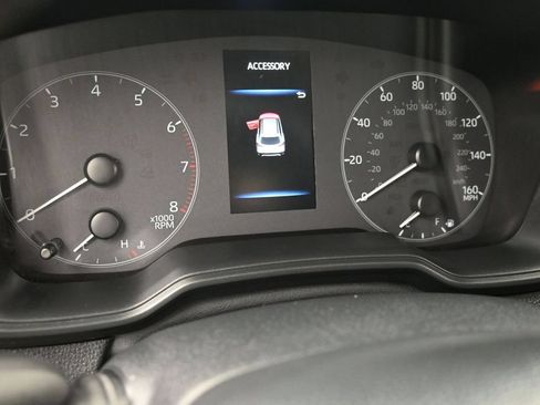 Used 2023 Toyota Corolla Cross AWD Hybrid image 2