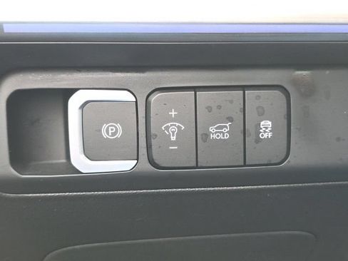 Certified 2025 Hyundai Santa Fe Limited AWD/4WD image 14