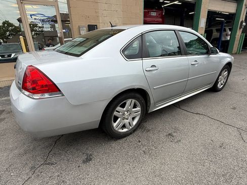 Used 2010 Chevrolet Impala LT FWD image 4