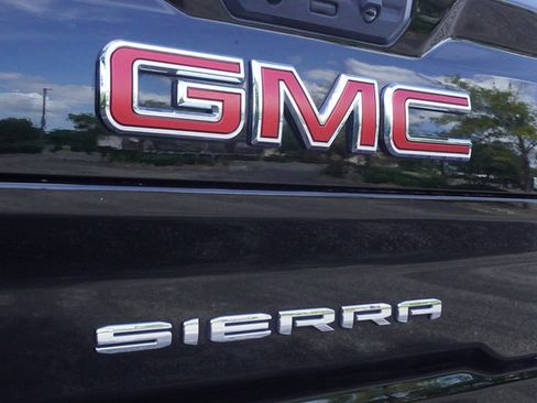 Used 2024 GMC Sierra 3500 AT4 AWD/4WD image 38