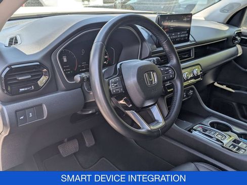 Used 2023 Honda Pilot Touring image 13