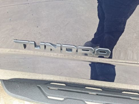 Used 2025 Toyota Tundra Limited w/ TRD Off-Road Package AWD/4WD image 15
