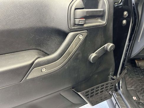 Used 2016 Jeep Wrangler Unlimited Sport AWD/4WD image 22