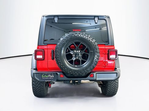 Used 2025 Jeep Wrangler Unlimited Sport AWD/4WD image 7