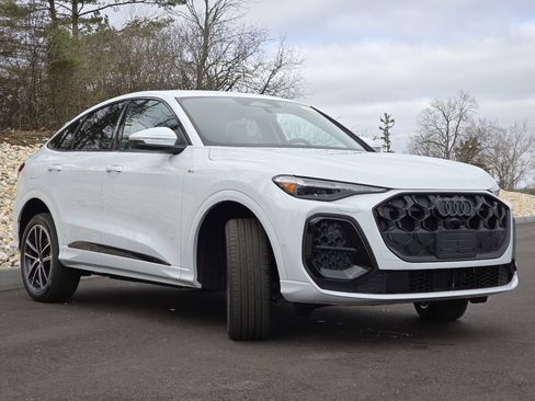 New 2026 Audi Q5 Premium Plus image 28